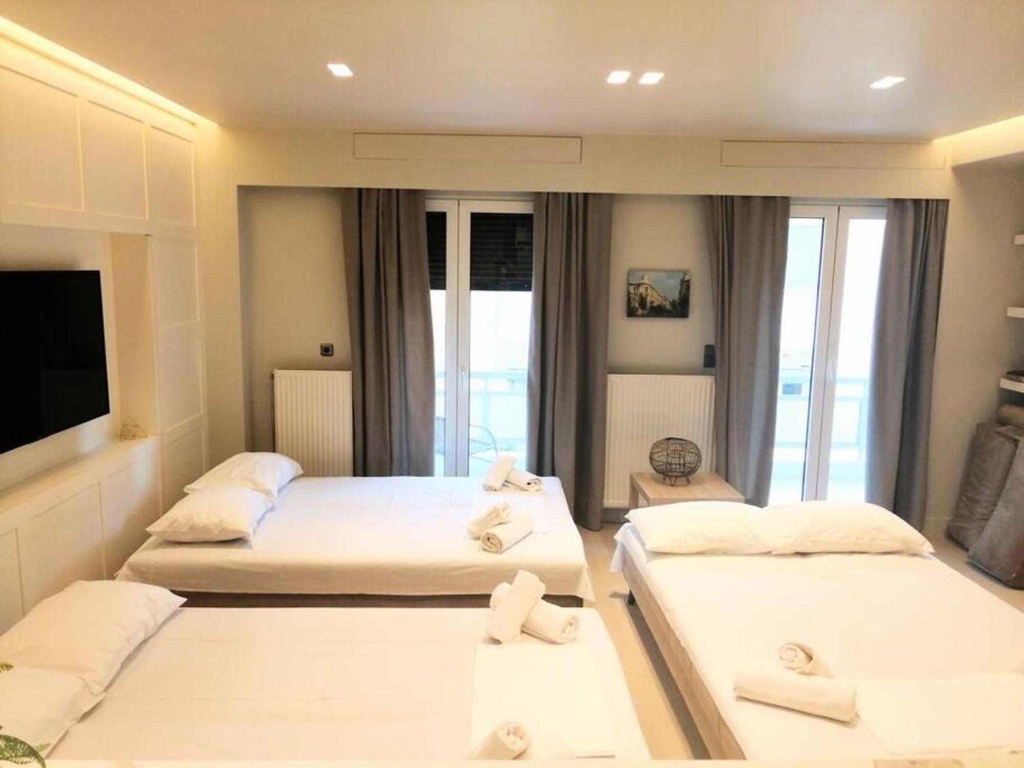 Luxurious Apartment In Acropolis Афіни Екстер'єр фото